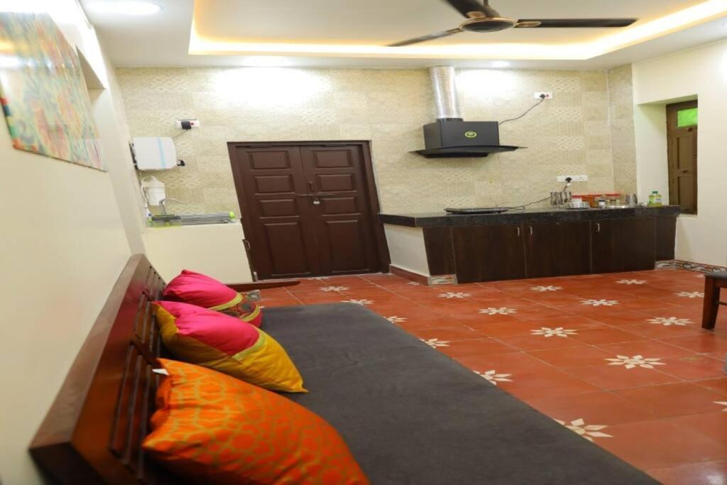 Heritage Home With 2 Bed/2 Bath With Kitchen In A Residential Neighborhood. Madurai Εξωτερικό φωτογραφία